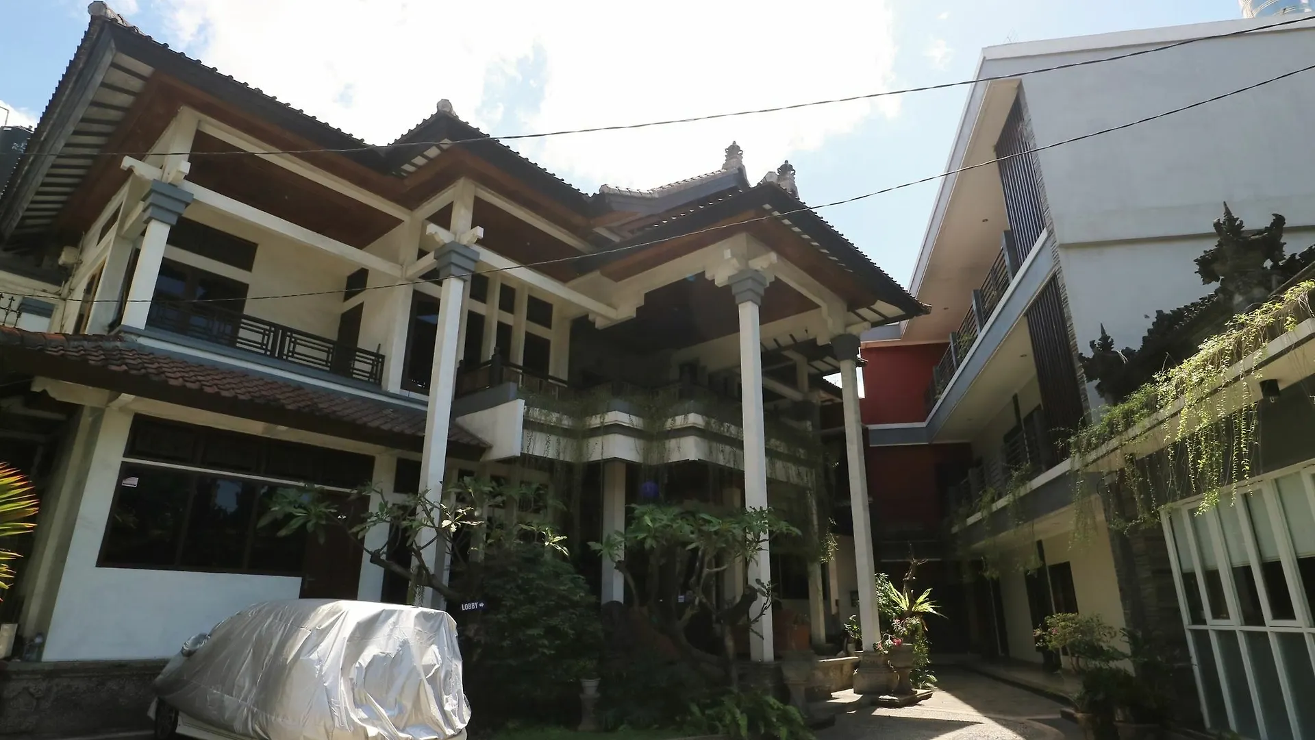 Hotel Griya Shanti Graha Kuta